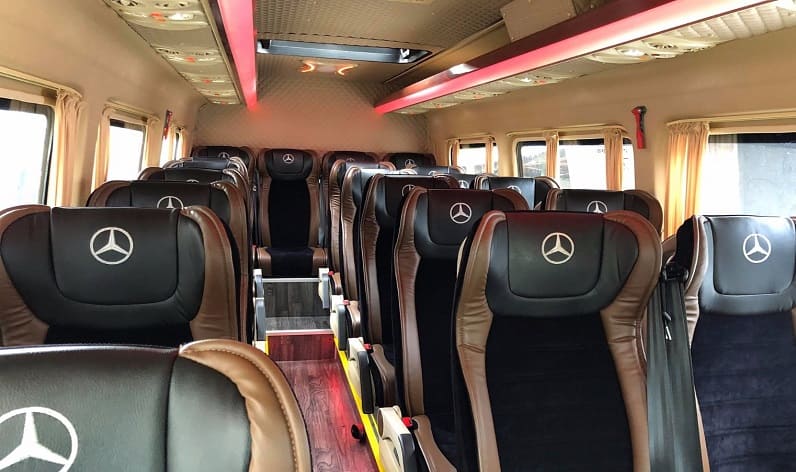 Germany: Coach rental in Baden-Württemberg, Weingarten